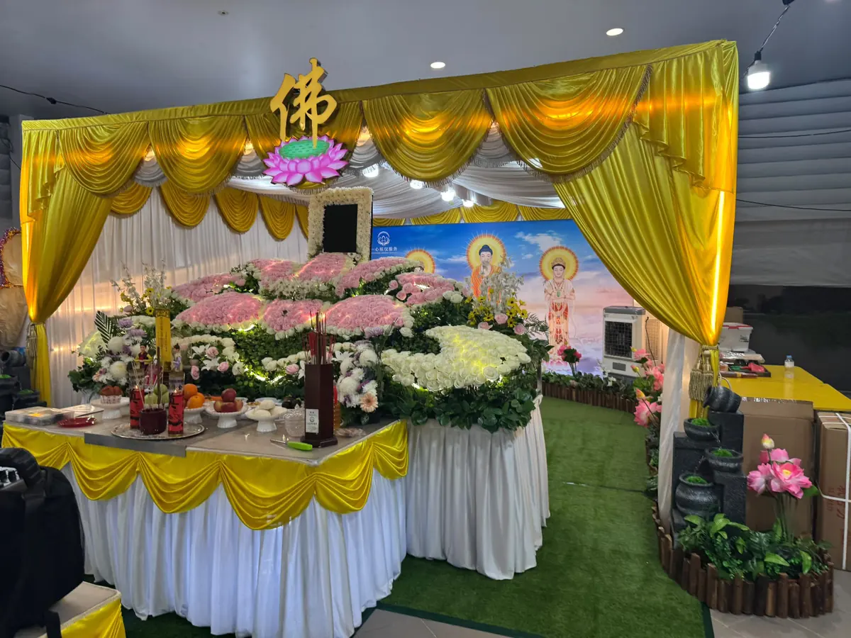 Side view of a complete Buddhist funeral altar